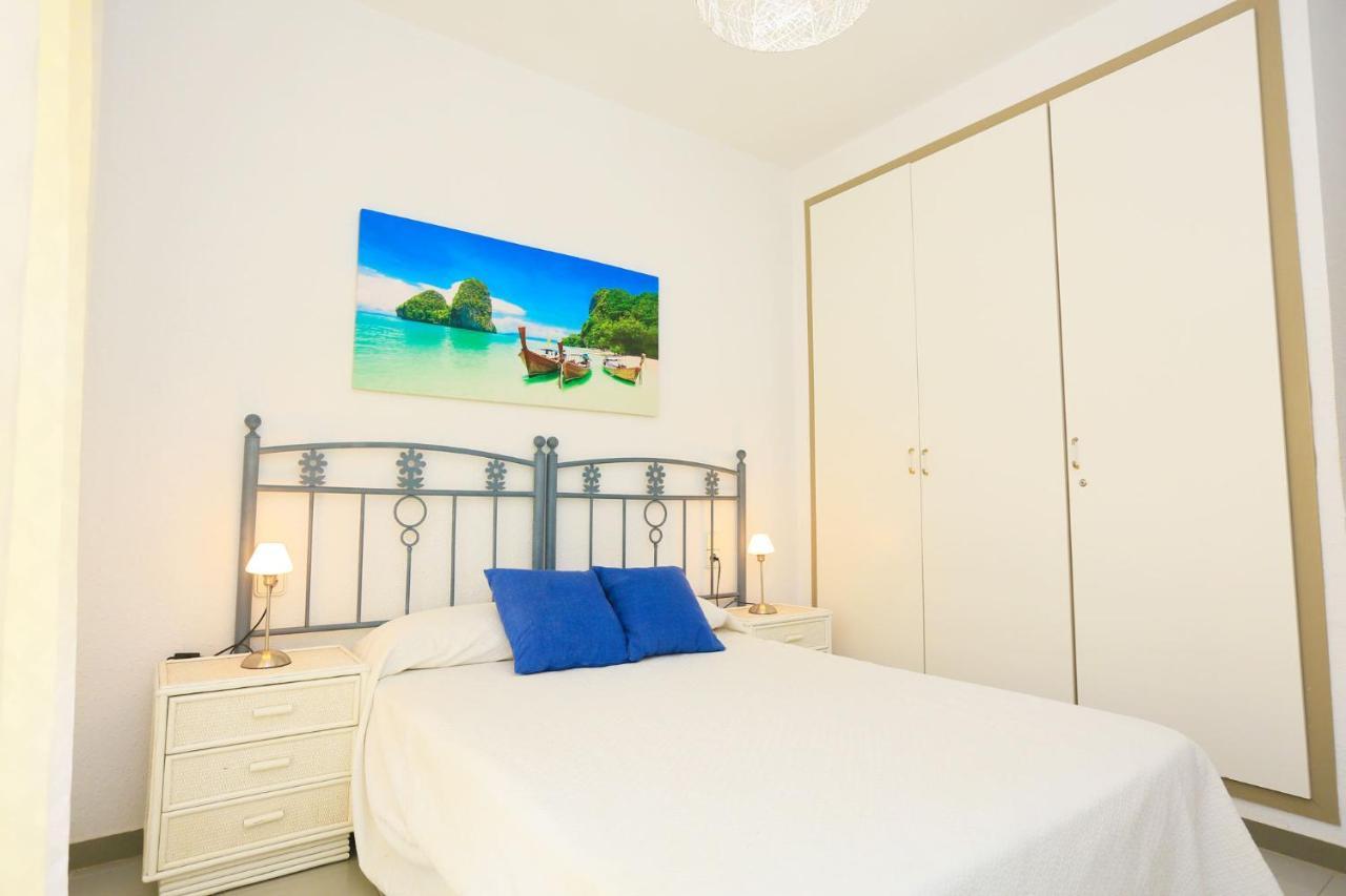 Golf A Bjos 9 Only Families Apartment Cambrils Exterior photo